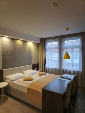 Hotel Emonec